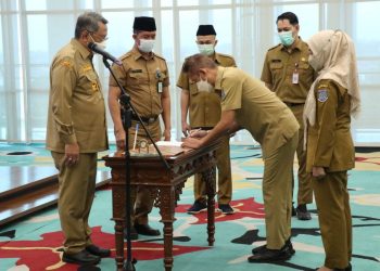 Walikota Lantik 301 Pejabat Fungsional, Ini Bentuk Penyederhanaan Birokrasi