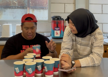Pecah! Dapat Emas dan Uang di #FlipTheCup Challenge ala Jago Coffee