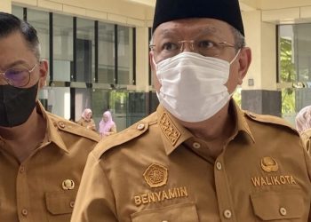 Wali Kota Tangerang Selatan