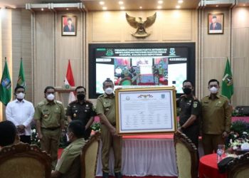 penandatanganan pakta integritas tangsel