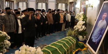salat jenazah eril
