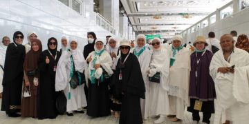 annisa travel