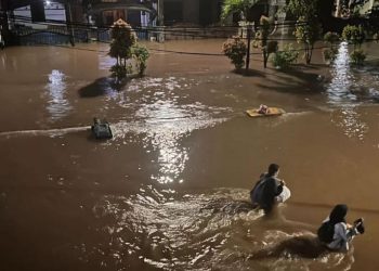 Tangsel Dikepung Banjir, Terparah di Kawasan Pondok Aren