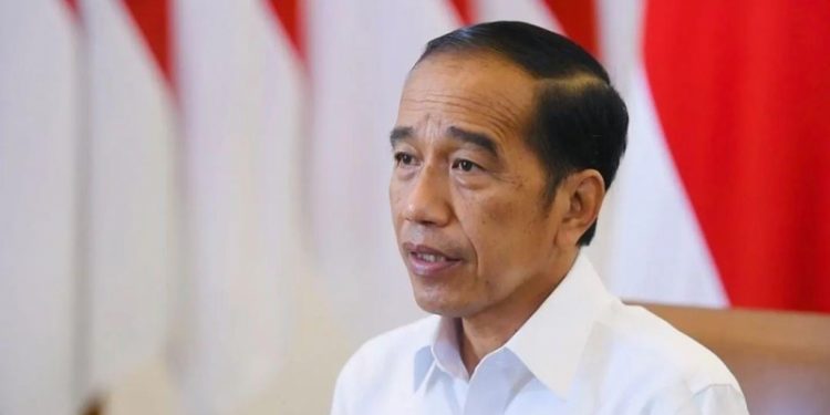 Jokowi Perintahkan Jamaah Haji yang Tiba di Indonesia Divaksin Booster
