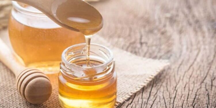 4 Pantangan yang Harus Dihindari Setelah Minum Madu