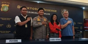 Nirina Zubir Ajak Korban Mafia Tanah Lapor Polisi