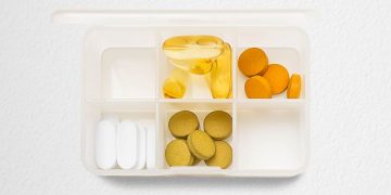 6 Jenis Obat-obatan Ini Harus Selalu Tersedia di Tas