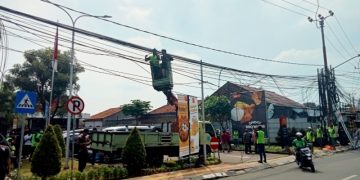 Pemkot Tangsel dan APJATEL Sepakat Cabut Tiang di Pedestrian Jalan Ceger Raya