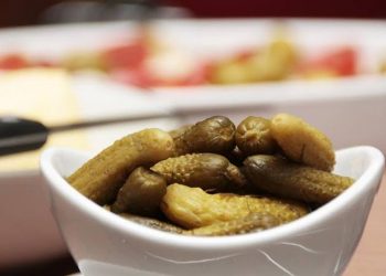 Rutin Makan Timun Rebus Ternyata Baik buat Kesehatan, Ini 8 Manfaatnya