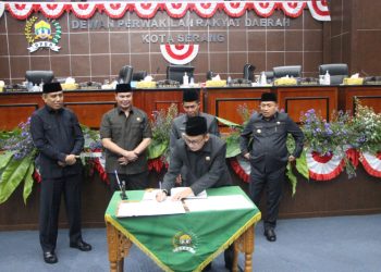 Kecewa Tak Masuk Pansus Pembentukan Dua Raperda, Jumhadi Pilih Walk Out