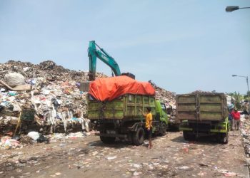Angkut 400 Ton Sampah Tiap Hari, Kondisi Armada Truk di Tangsel Perlu Perbaikan