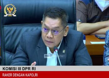 Raker dengan Kapolri, Komisi III Ungkap Ada Anggota Polisi yang Berperilaku Seperti Raja