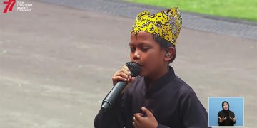Video Farel Prayoga: 2020 Ngamen Keliling Kampung, 2022 Menyanyi di Istana Negara
