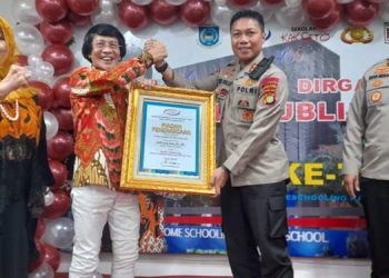 Jadi Polisi Sahabat Anak, Kapolres Tangsel Dianugerahi Kak Seto Award