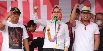Antusiasme Warga Tangsel Jalan Sehat Kangen Ibu Airin