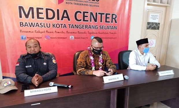 Protes Nama Dicatut Parpol, 9 Warga Tangsel Mengadu ke Bawaslu
