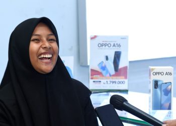 Perjuangan Sabrila Mengejar Presiden Tidak Sia-Sia, Jokowi Memberinya Ponsel Baru