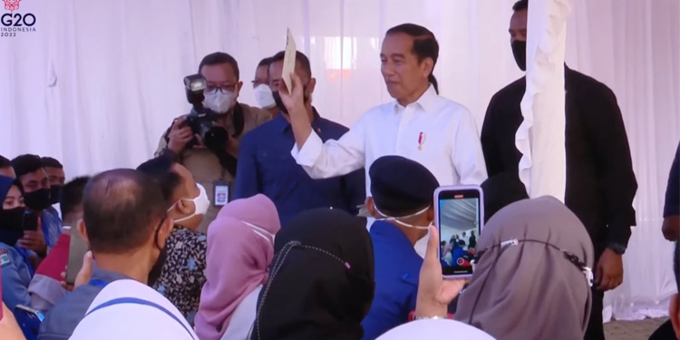 Penyaluran BLT BBM Sudah Lebih dari 90 Persen, Presiden: Akhir Tahun Pasti Selesai