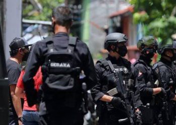 Densus 88 Bekuk Delapan Orang Teroris Jaringan Anshor Daulah di Riau