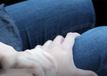 Polisi Selidiki Video Mesum Pengendara Pakai Baju Adat Bali di Dalam Mobil yang Viral