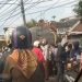 Truk Muatan Sawit Tabrak Rumah hingga Mobil, 1 Tewas dan 1 Luka
