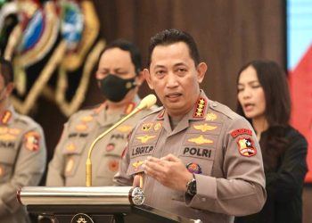 Buronan! Bos Judi Online Apin BK Tiba di Indonesia