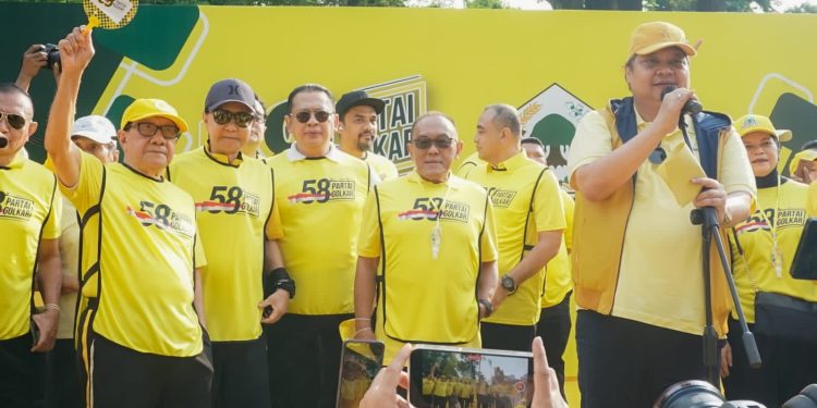 Jalan Sehat Partai Golkar, Waketum Ajak Seluruh Elemen Bangsa Ciptakan Pesta Demokrasi Suka Cita
