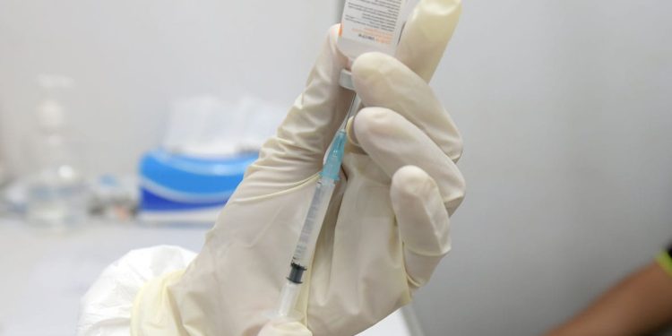 Pemerintah Klaim Utamakan Penggunaan Vaksin COVID-19 Produksi Dalam Negeri