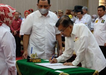 JK Lantik Pengurus PMI Banten Masa Bhakti 2022-2027
