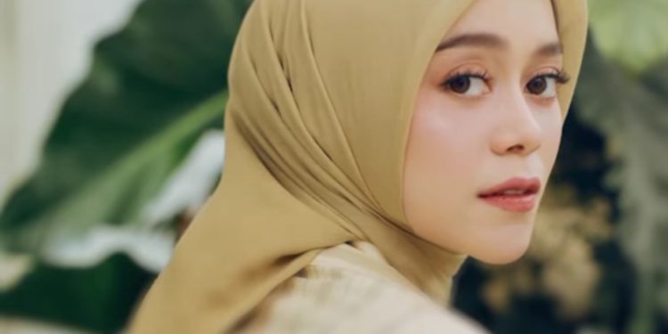 Ingat! Lesti Kejora Marah Saat Ngerti Rizky Billar Beli Kapal Mewah Seharga Rp 38 Milliar