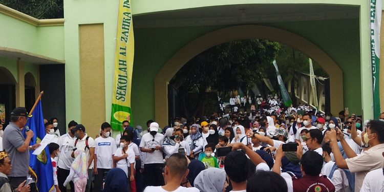 Dilepas Wali Kota Tangsel, Ribuan Peserta Ramaikan Jalan Sehat Sekolah Al Zahra Indonesia