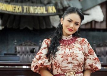 Tragedi Arema vs Persebaya, Krisdayanti Sebut Tak Ada Sepak Bola Seharga Nyawa Manusia
