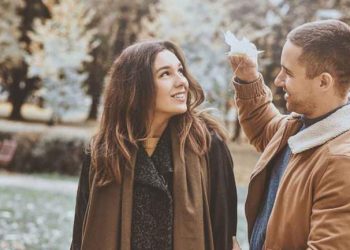 Perhatikan Baik-Baik, Ini 7 Tanda Si Dia Jatuh Cinta Padamu