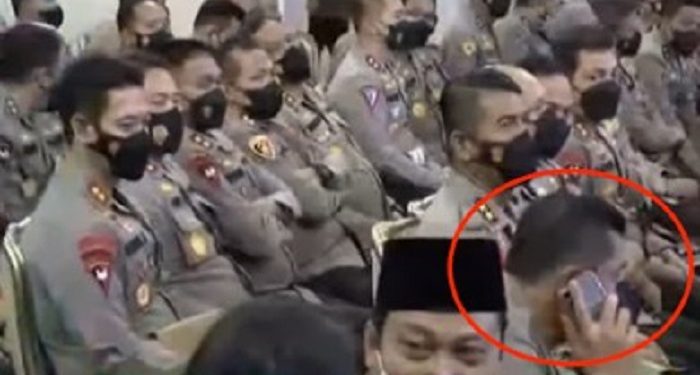 Heboh Fadil Imran Bertelepon Ria saat Pengarahan Jokowi, Istana Beri Penjelasan Begini
