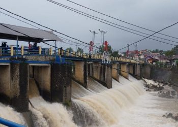 Sungai Ciiliwung Meluap, Bima Arya Ingatkan Dampaknya Sampai ke Jakarta