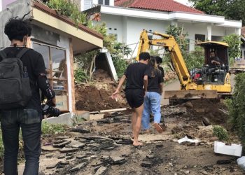 Gempa Susulan Bikin Jalan di Cisarua Kembali Ambles
