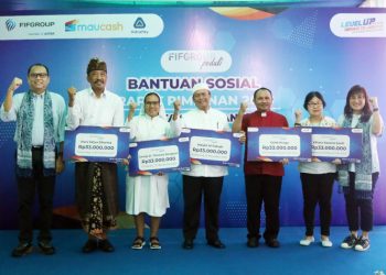 FIFGROUP Serahkan Bantuan Sosial kepada Perwakilan Lima Agama di  Kota Semarang