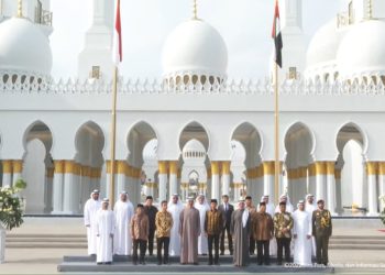 Presiden Jokowi dan MBZ Resmikan Masjid Raya Sheikh Zayed Solo
