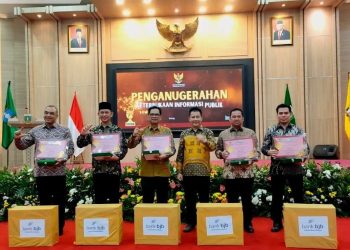 Pemkot Tangsel Sabet Penghargaan Badan Publik Informatif 2022