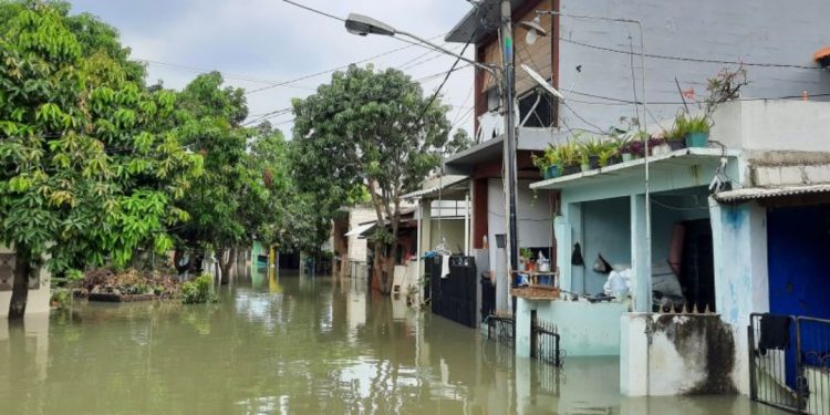 Banjir di Pasar Kemis, 871 Keluarga Terdampak