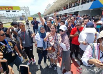 Di WSBK Mandalika Mbak Rara Masih Jadi Idola