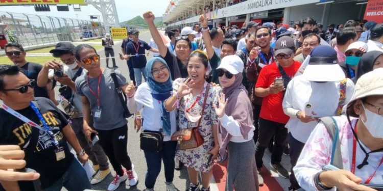 Di WSBK Mandalika Mbak Rara Masih Jadi Idola