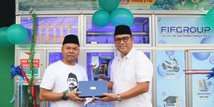 FIFGROUP dan GP Ansor Resmikan Fasilitas Air Minum Gratis