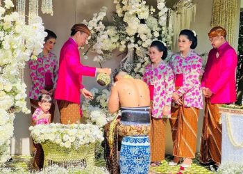 Jelang Akad Nikah, Kaesang Pangarep Jalani Prosesi Siraman