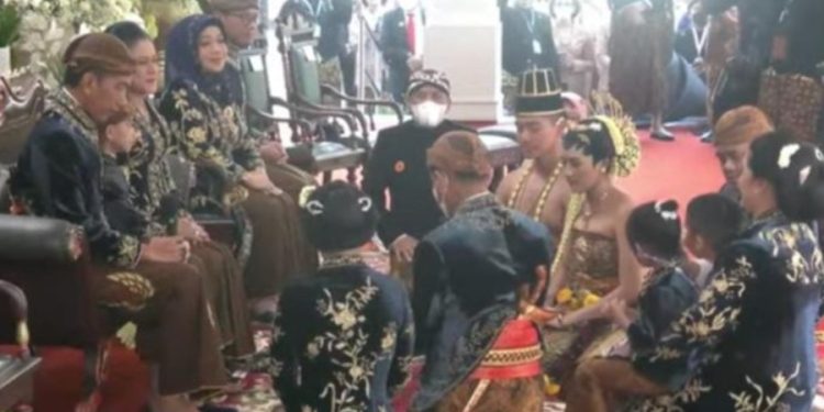 “Ngunduh Mantu”, Ini Pesan Presiden Jokowi ke Anak Cucu