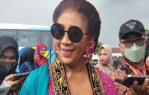 Hadiri Ngunduh Mantu Pernikahan Kaesang-Erina, Susi Pudjiastuti Doakan Jokowi Banyak Cucu
