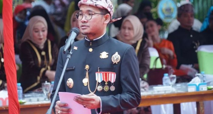KPK Tangkap Bupati Bangkalan Abdul Latif Amin Imron