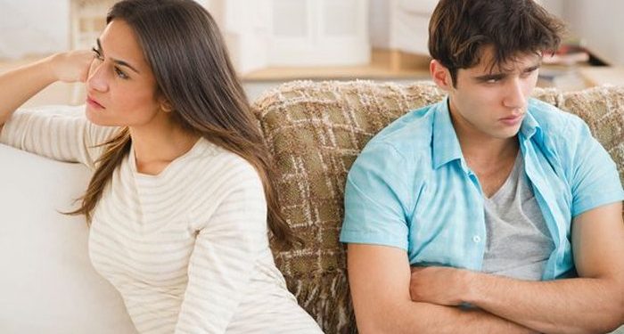 Pasangan Sedang Bad Mood? Ikuti 5 Cara Menghadapinya