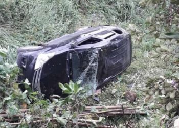 mobil masuk jurang di tamansari