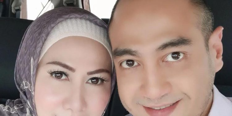 Aktor Ferry Irawan Bantah Lakukan KDRT Terhadap Venna Melinda